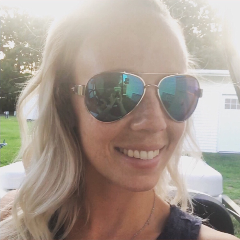Meet your Posher, Rachel